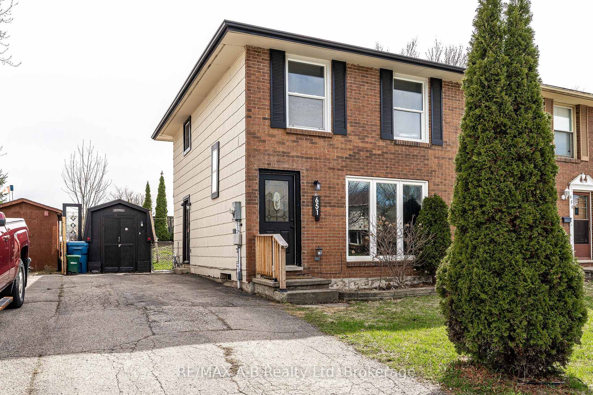 651 Devon Street Stratford Ontario Canada Sale residential Sudhip Kandathil Joseph Lifestyle International Realty Inc., Brokerage