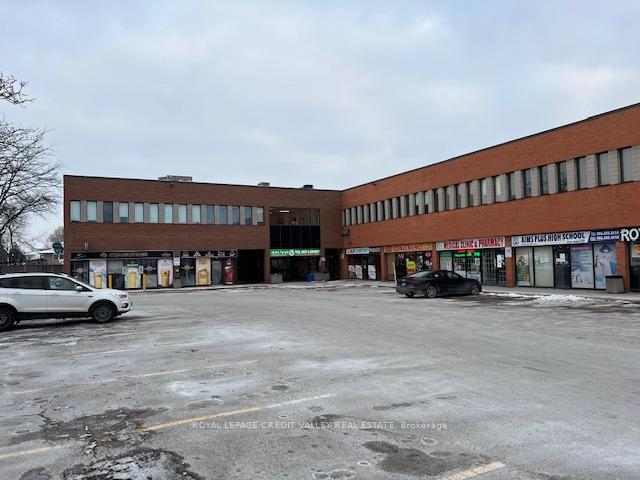 210 - 284 Queen Street E Brampton Ontario Canada Lease commercial Manpreet Ahluwalia Royal LePage Credit Valley Real Estate, Brokerage*