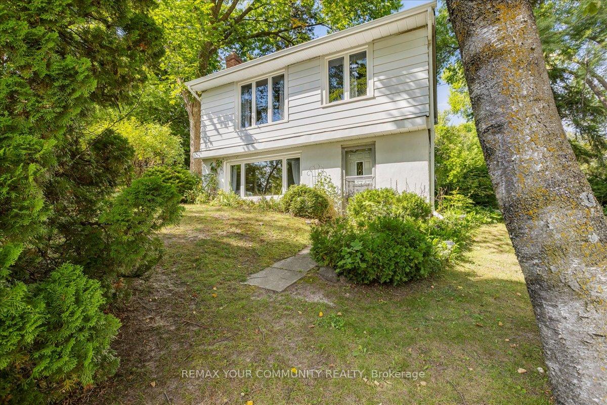 258 Lakeview Boulevard Georgina Ontario Canada Sale residential Opal Hustins, ASA, AEA Re/Max YOUR COMMUNITY REALTY