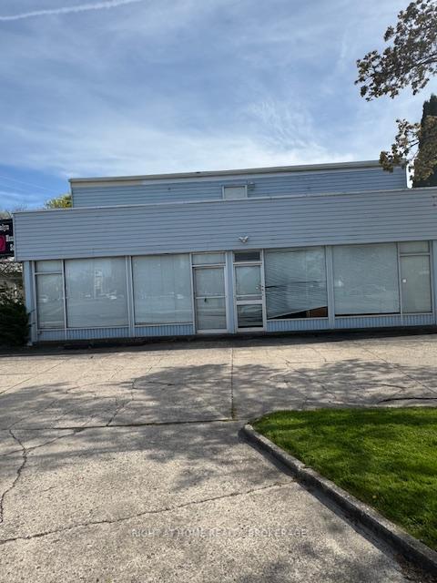 279 Niagara Street St. Catharines Ontario Canada Sale commercial Tom Woods Right at Home Realty, Brokerage*