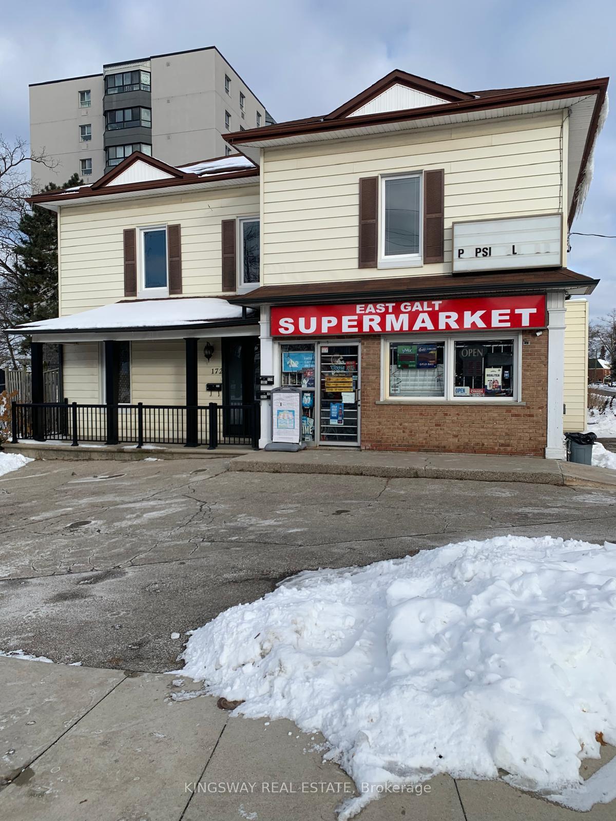 174 Main Street Cambridge Ontario Canada Sale residential Iwona Rembacz Kingsway Real Estate Brokerage*