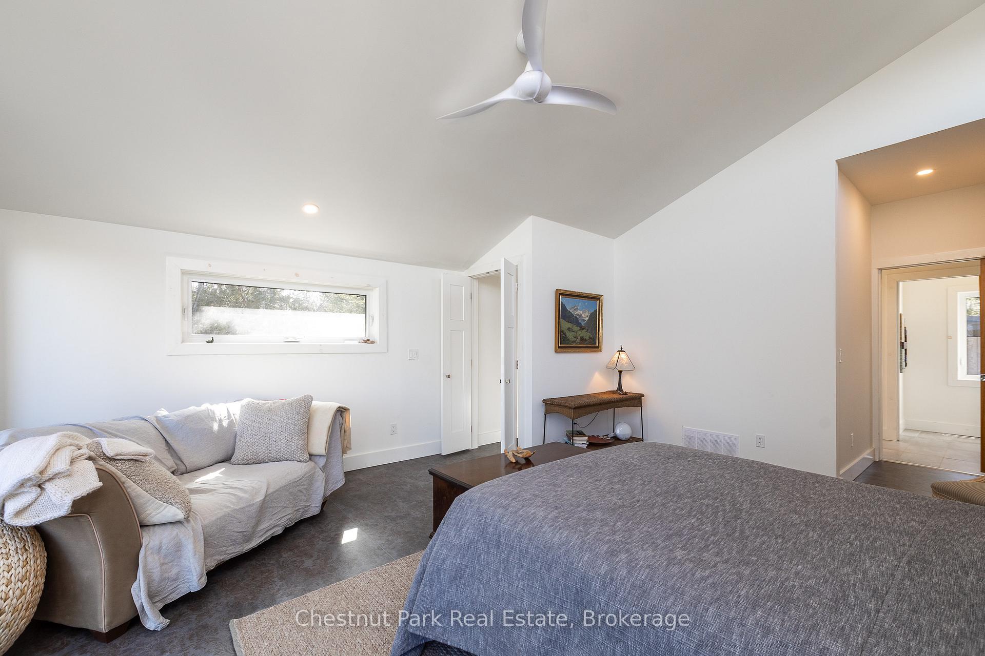 3 Bedroom Single Family Home/House's Image 24