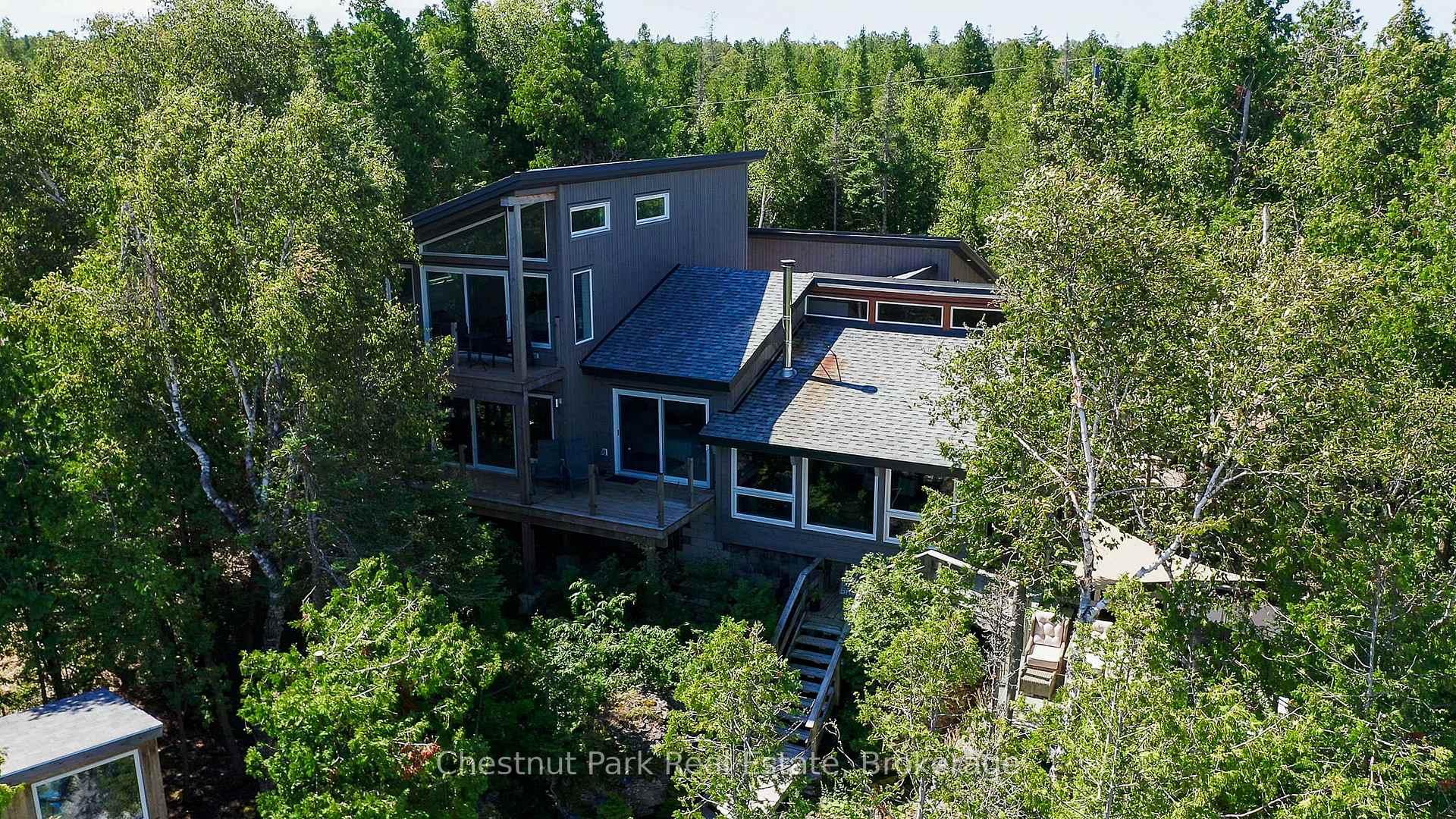 3 Bedroom Single Family Home/House's Image 44