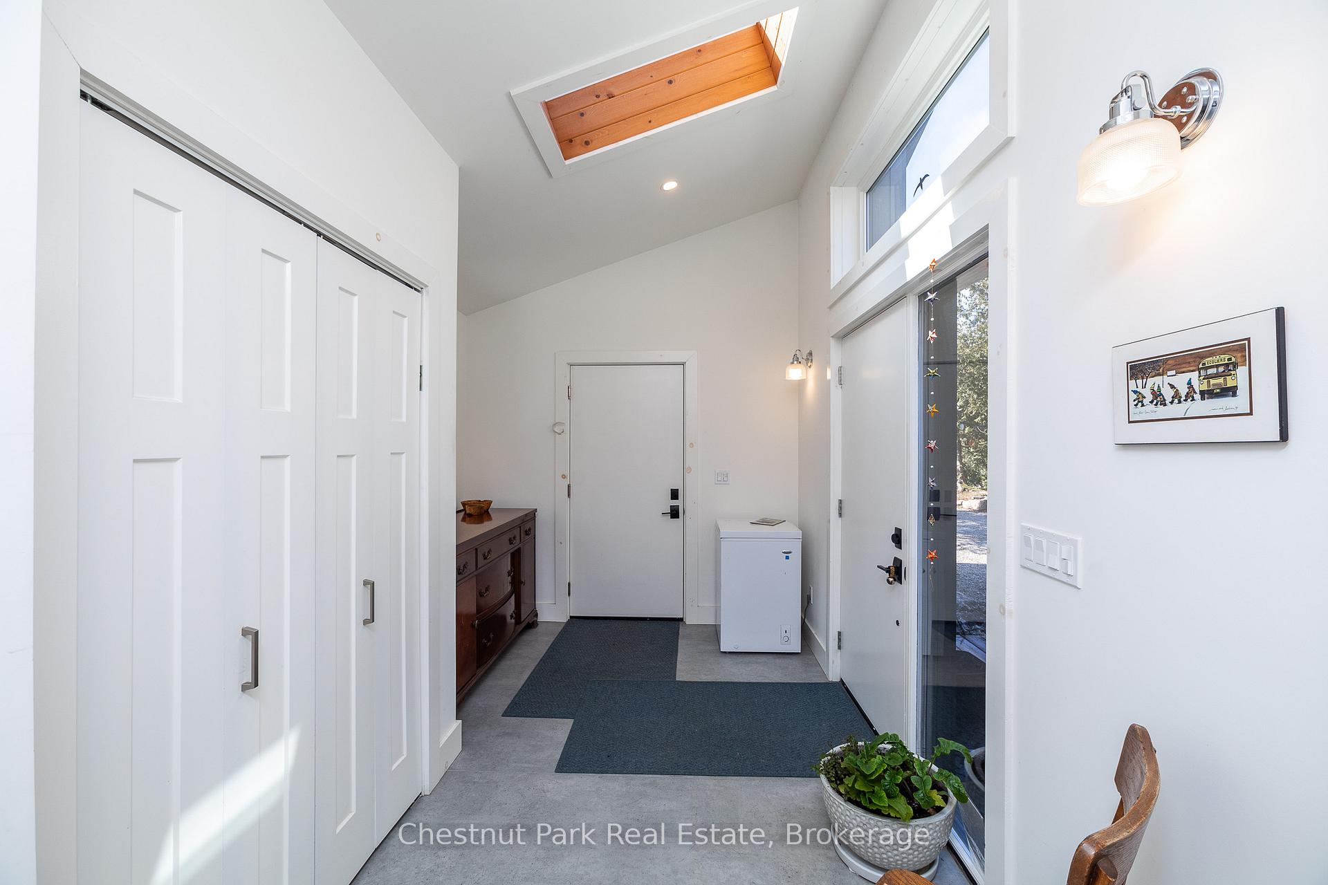 3 Bedroom Single Family Home/House's Image 14