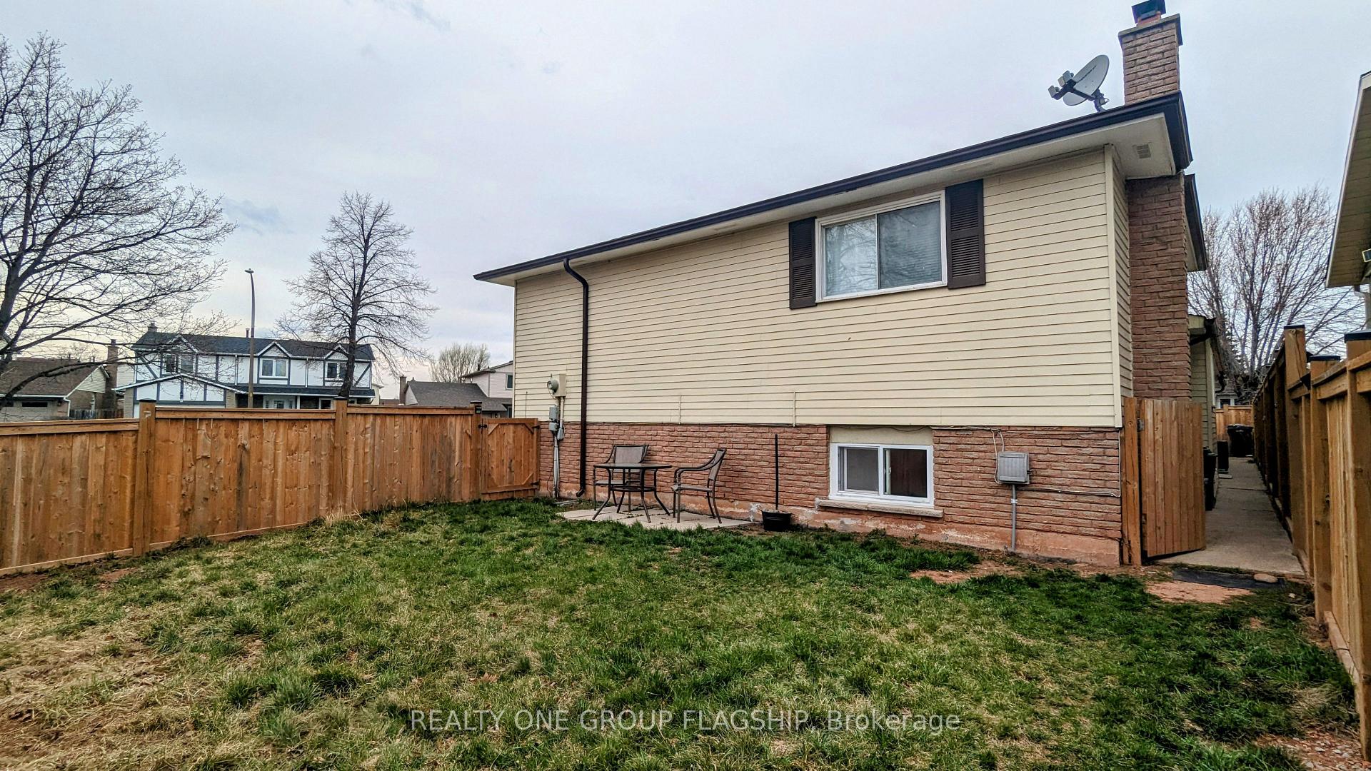 7 Greening Avenue Hamilton Ontario Canada Rent residential Dusana Savic Realty ONE Group Flagship