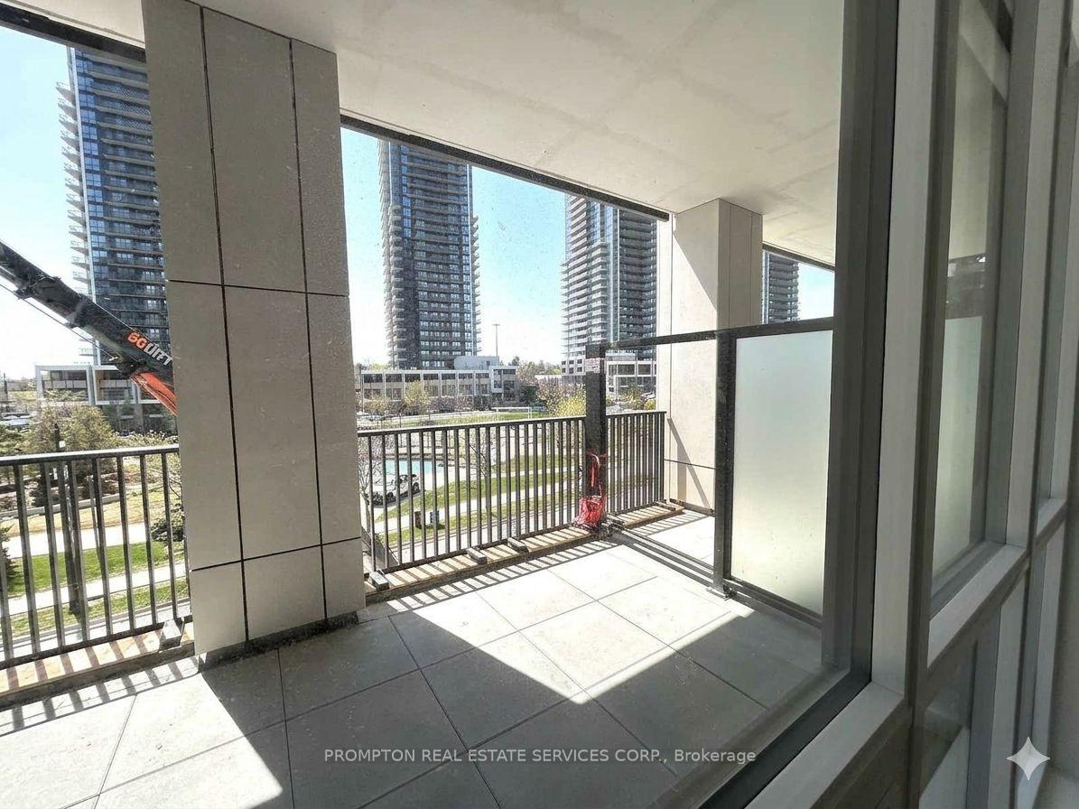 208 - 68 Esther Shiner Boulevard Toronto Ontario Canada Rent residential ALEX MACALE Century21 Leading Edge Realty Inc., Brokerage