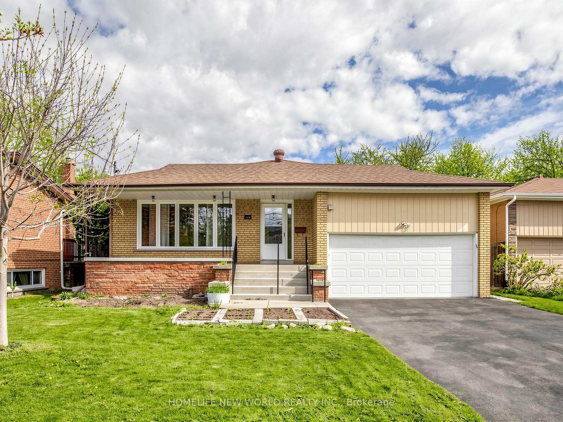 19 Robingrove Road Toronto Ontario Canada Sale residential   MOVETA REALTY INC., Brokerage*