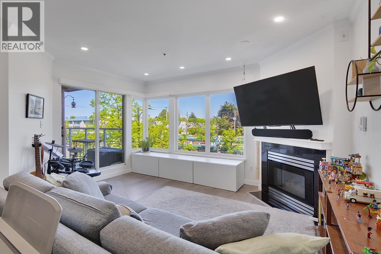 207 3280 W BROADWAY Vancouver British Columbia Canada Sale residential   First Stay Realty Inc.
