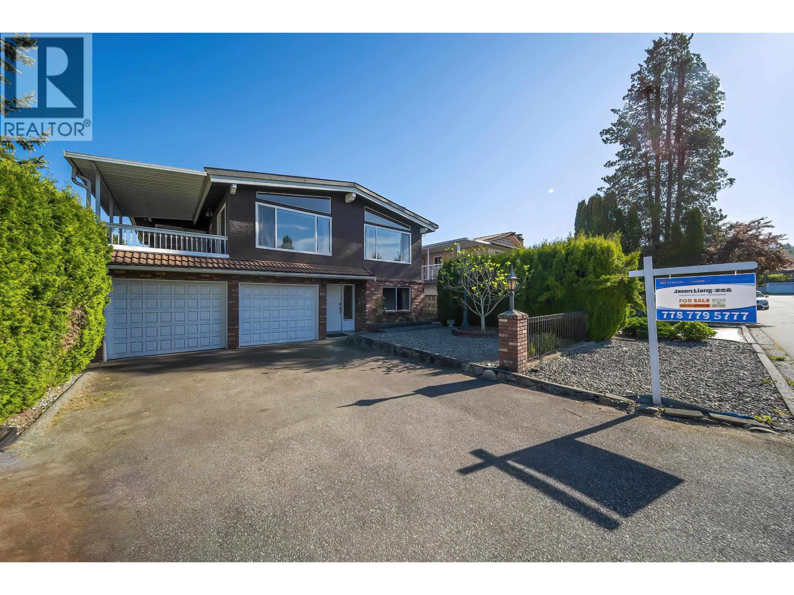 951 EVERETT CRESCENT Burnaby British Columbia Canada Sale residential ATUSA NEJAD Evergreen West Realty