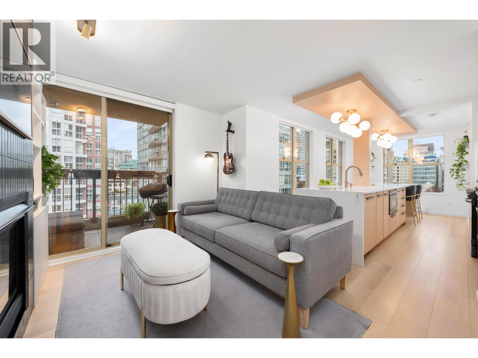 1203 969 RICHARDS STREET Vancouver British Columbia Canada Sale residential   First Stay Realty Inc.