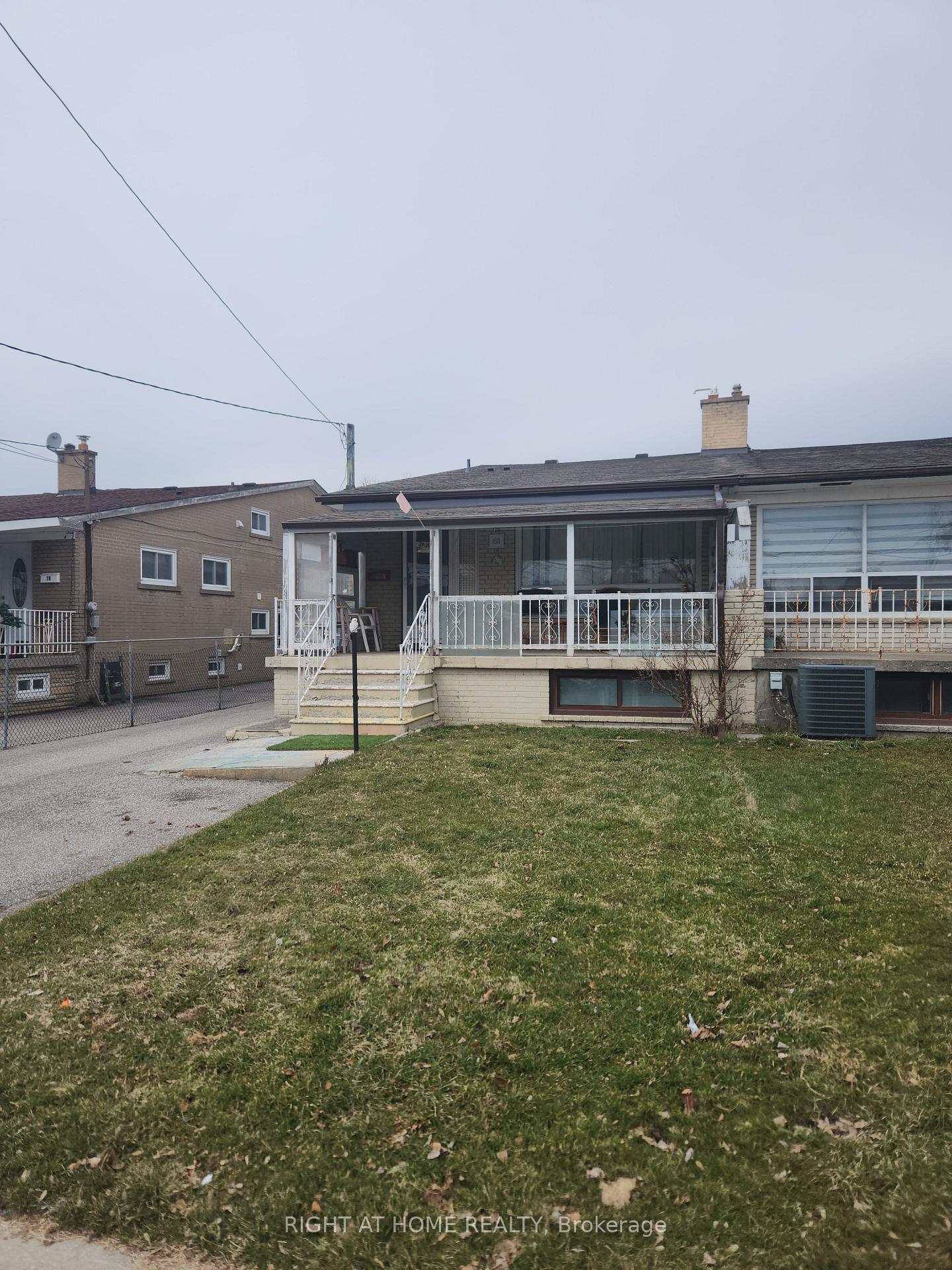 68 Lanyard Road Toronto Ontario Canada Sale residential Julia Knott Right at Home Realty, Brokerage*