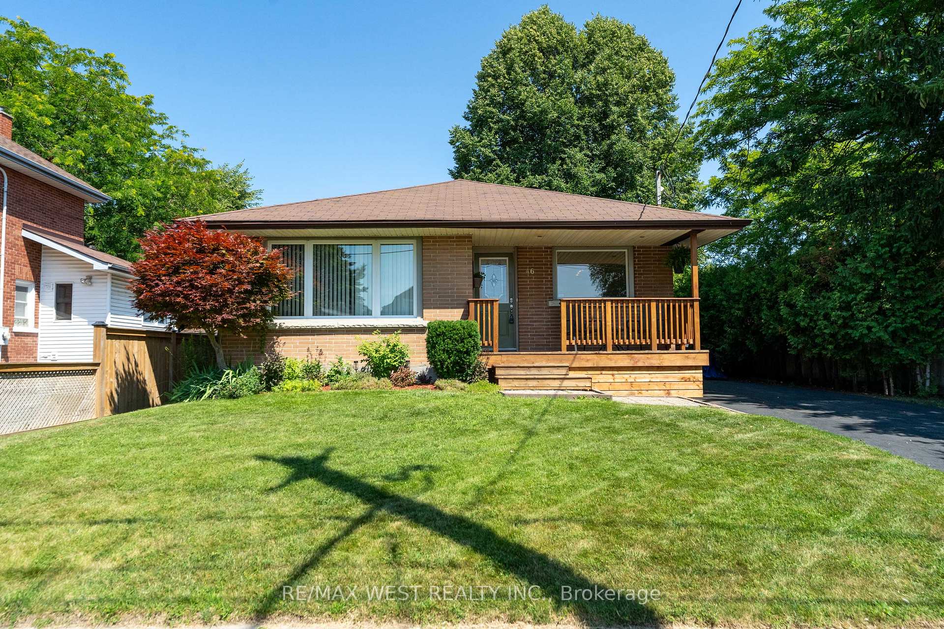 46 Orchard View Boulevard Oshawa Ontario Canada Sale residential Yasin         Yusufi RE/MAX West Realty Inc., Brokerage *