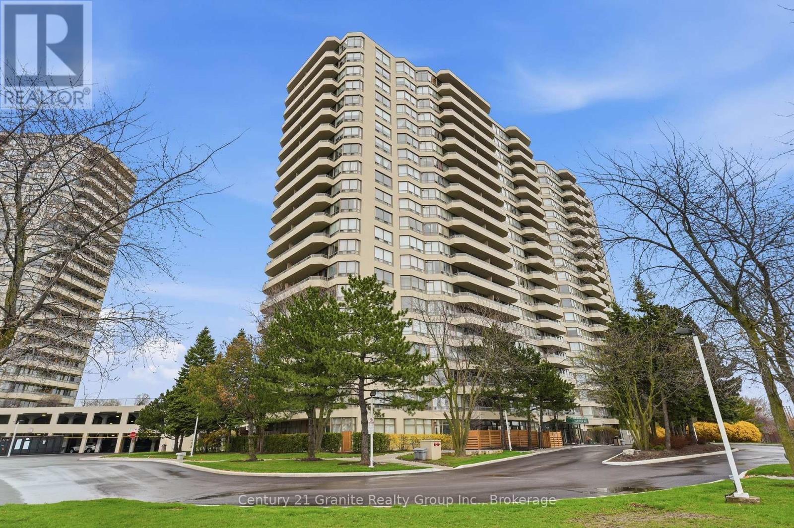 180 - 1 Greystone Walk Drive Toronto Ontario Canada Sale residential ALEX MACALE Century21 Leading Edge Realty Inc., Brokerage