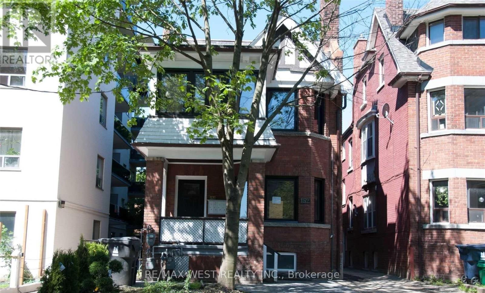 4 - 152 Dowling Avenue Toronto Ontario Canada Rent residential Marco Pontes RE/MAX West Realty Inc., Brokerage *