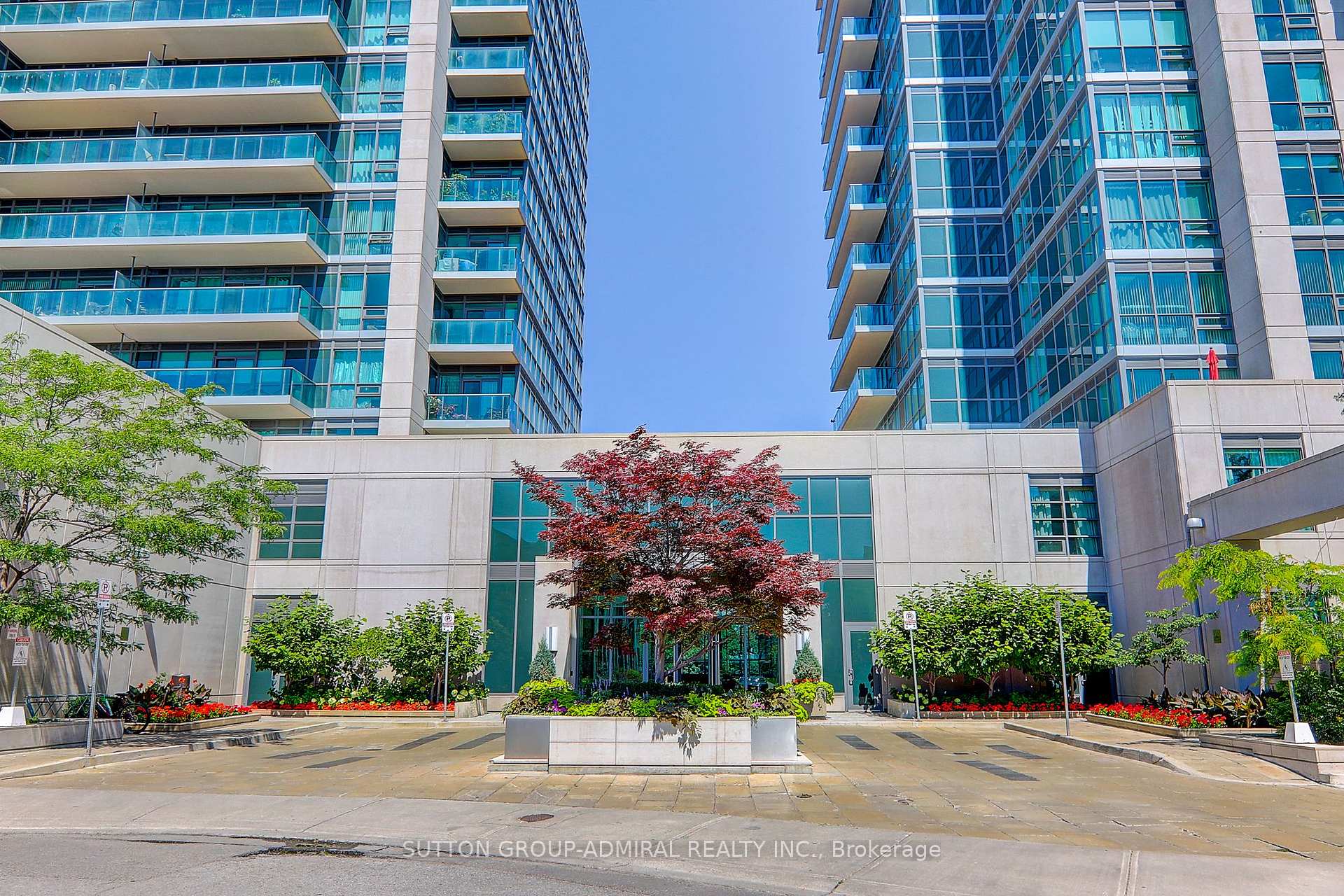 1413 - 35 Brian Peck Crescent Toronto Ontario Canada Sale residential Amir Cohen Sutton Group-Admiral Realty Inc., Brokerage *