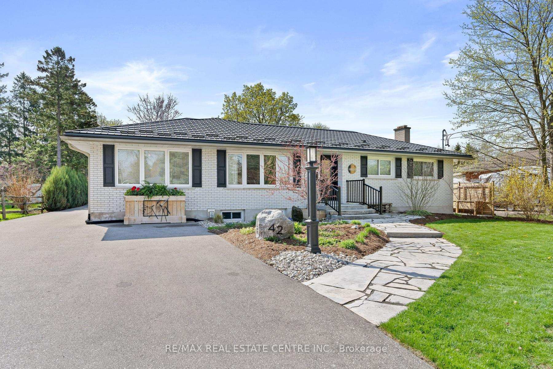 42 Ridgeway Avenue Guelph Ontario Canada Sale residential Cliff Barron RE/MAX Real Estate Centre, Inc., Brokerage *