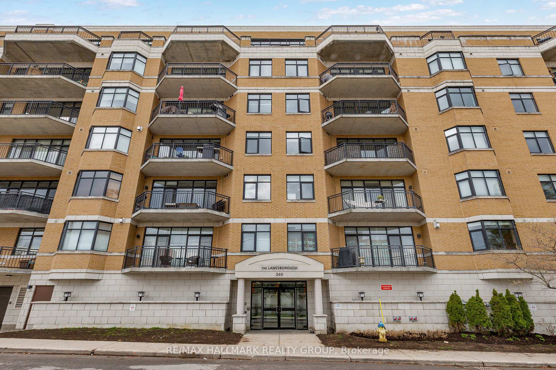 203 - 260 Besserer Street Ottawa Ontario Canada Sale residential   Royal LePage Performance Realty, Brokerage *