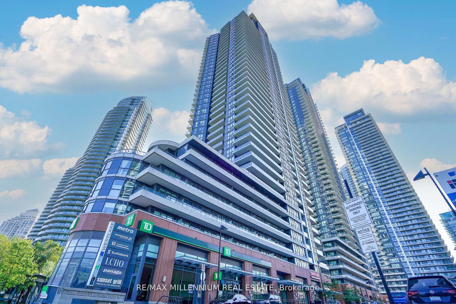 308 - 2212 Lake Shore Boulevard W Toronto Ontario Canada Sale residential The Condo Experts RE/MAX Millennium Real Estate, Brokerage*