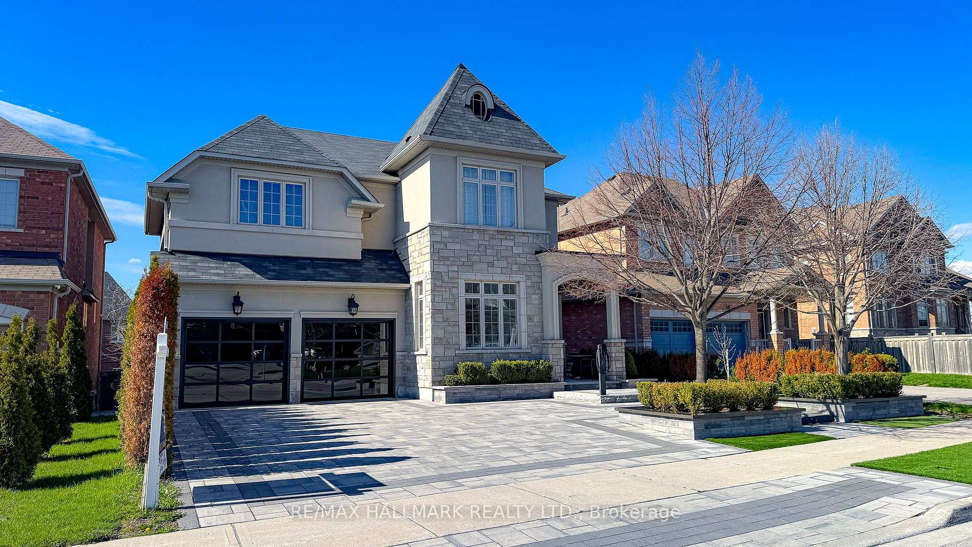 1135 Cenotaph Boulevard Newmarket Ontario Canada Sale residential Manuela Lovasz Brokerage Information: Not available, please contact website owner