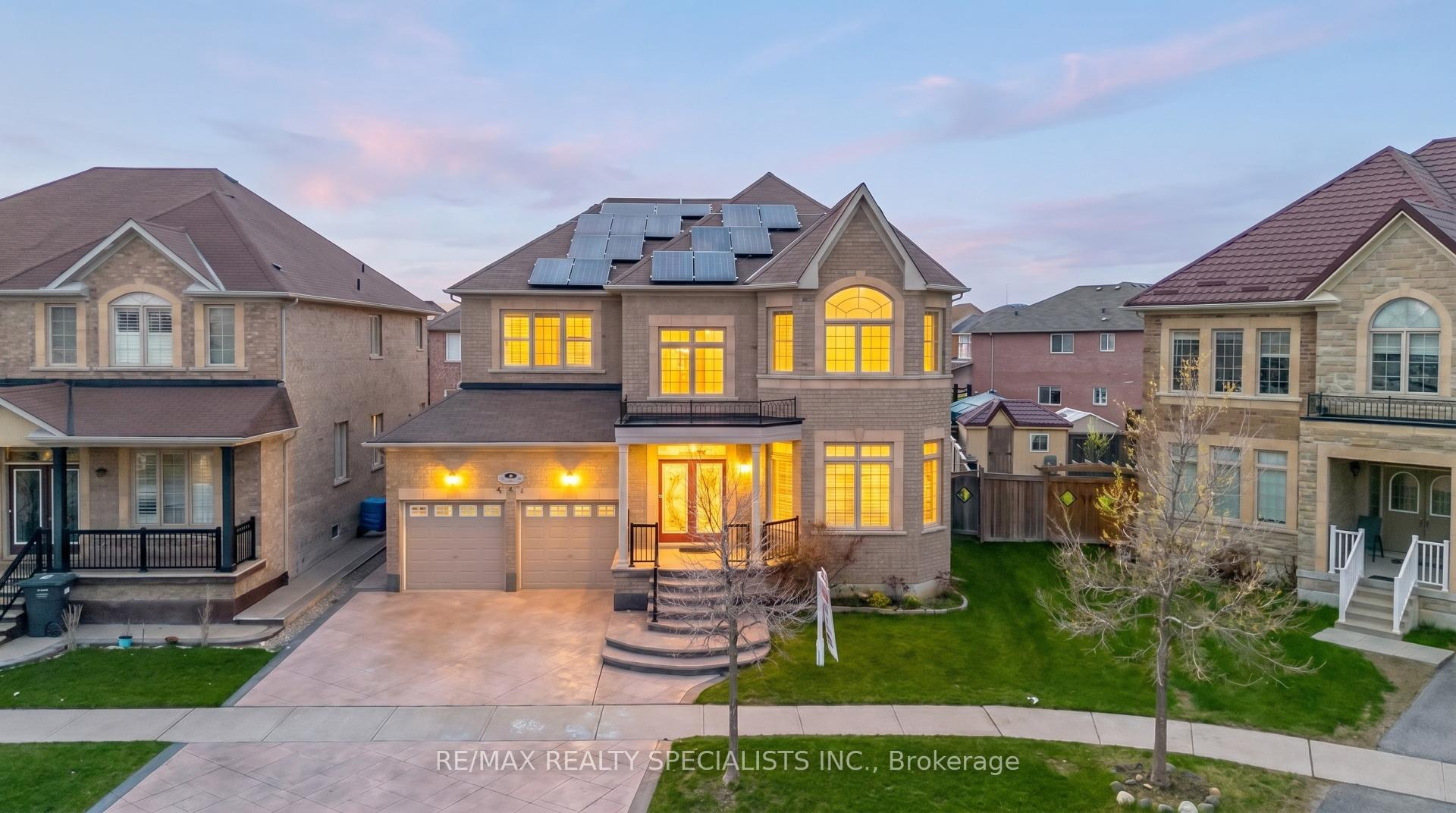 30 Portside Crescent Brampton Ontario Canada Sale residential Rick Ohri RE/MAX Realty Specialists Inc., Brokerage *