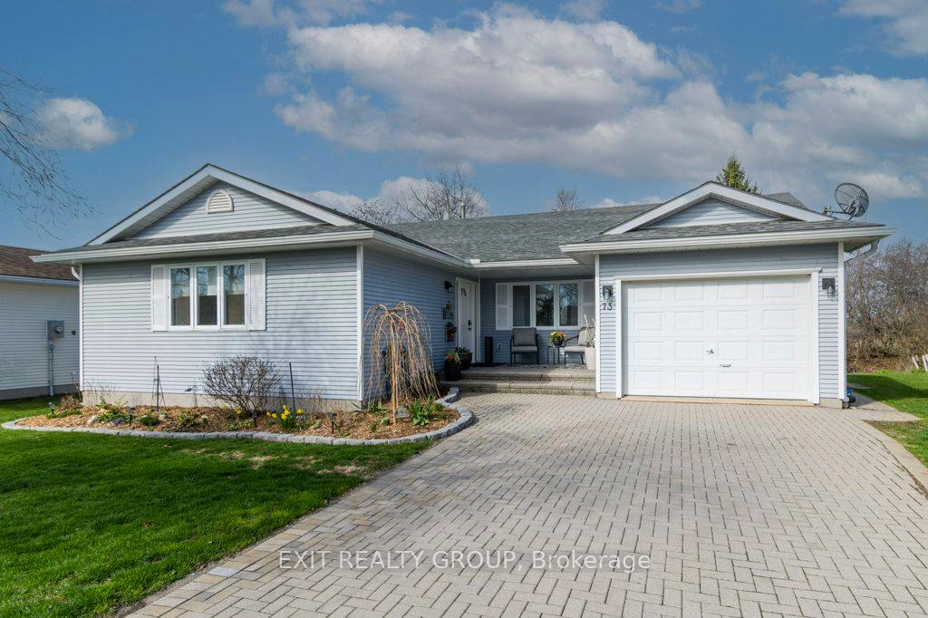 73 Sand Banks Court Prince Edward County Ontario Canada Sale residential Ramin Nickpor RE/MAX Hallmark Realty Ltd., Brokerage *