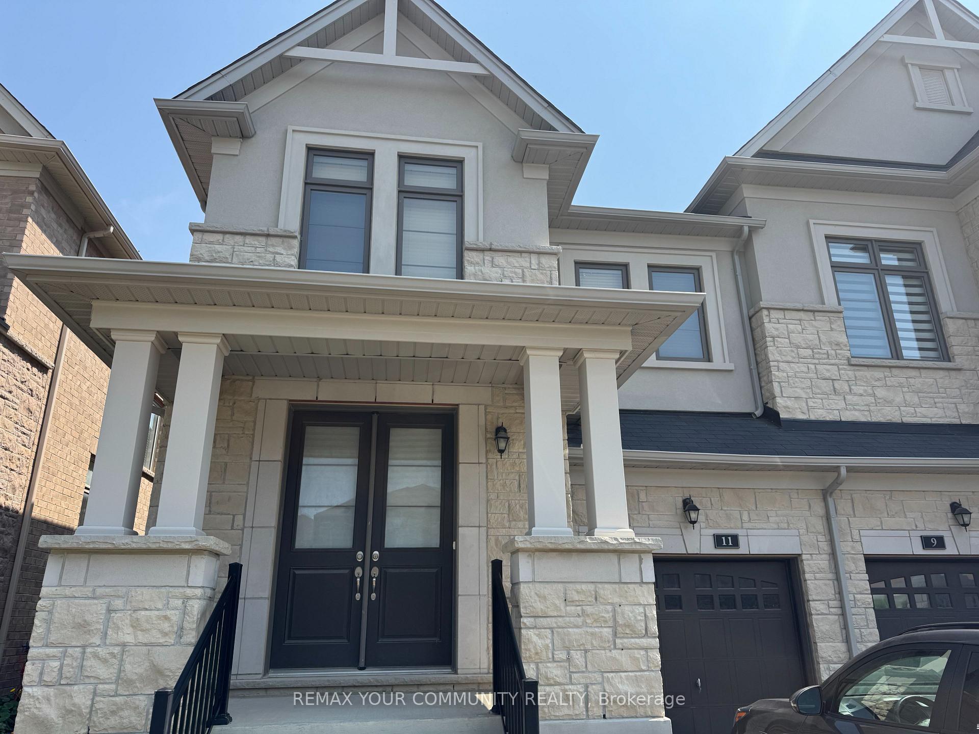 11 John Smith Street East Gwillimbury Ontario Canada Sale residential  MARYAM  MASHREGHI-MOHAMMADI Re/Max Your Community Realty, Brokerage *
