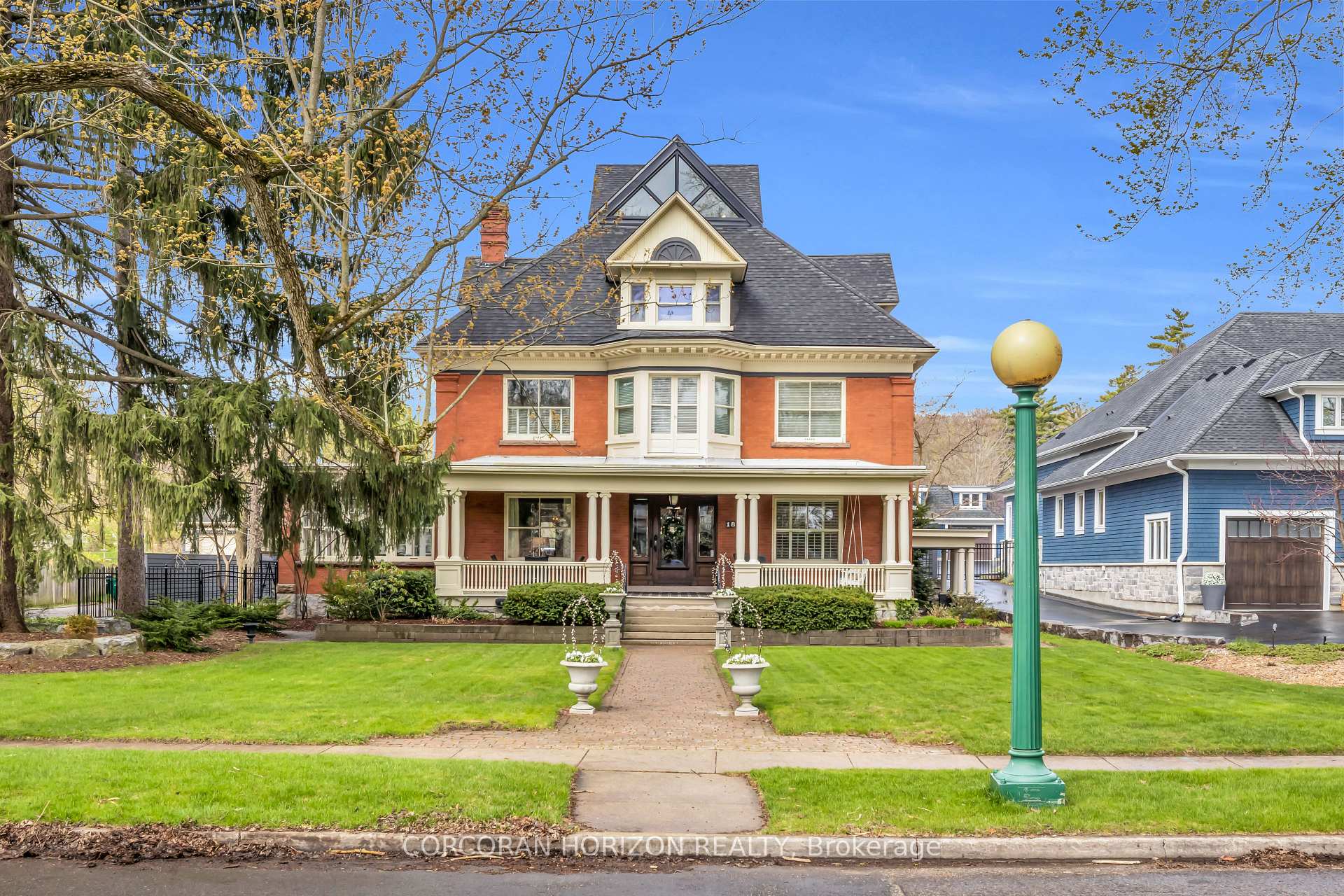 18 Brant Road N Cambridge Ontario Canada Sale residential Renee Blair Sotheby's International Realty Canada