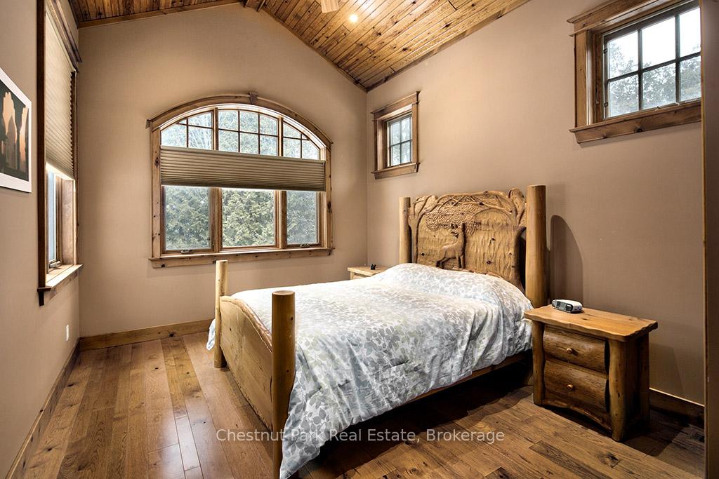 4 Bedroom Single Family Home/House's Image 35