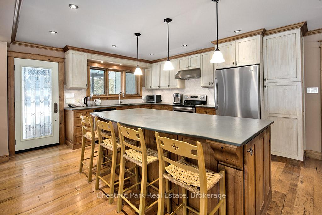 4 Bedroom Single Family Home/House's Image 20