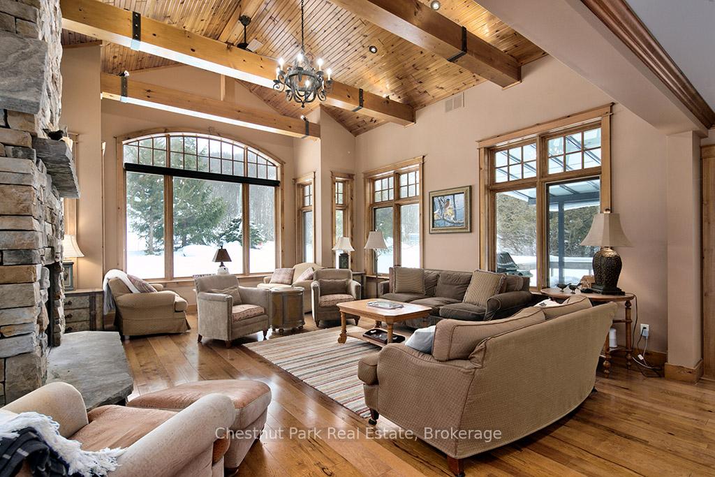 4 Bedroom Single Family Home/House's Image 13