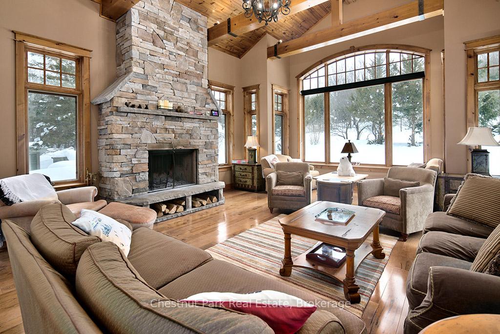 4 Bedroom Single Family Home/House's Image 14