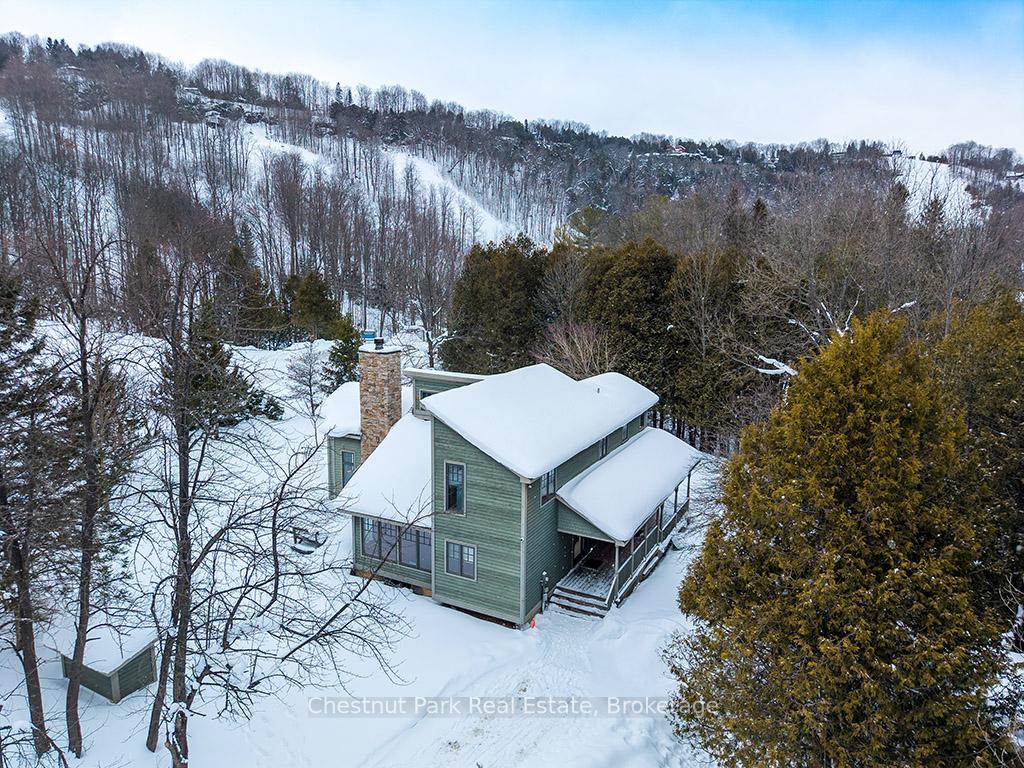 4 Bedroom Single Family Home/House's Image 6