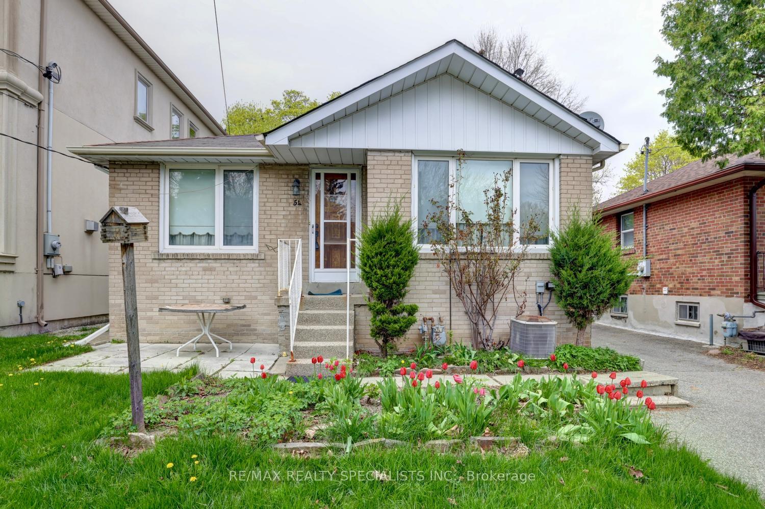 54 Marmion Avenue Toronto Ontario Canada Sale residential Verd Franks RE/MAX Realty Specialists Inc., Brokerage *