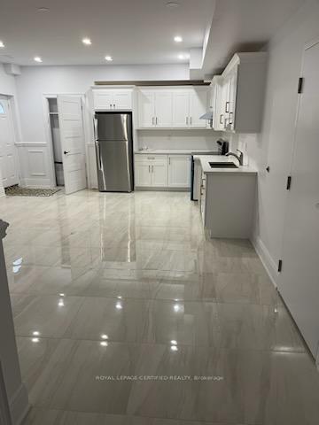 Bsmt - 7247 Second Line W Mississauga Ontario Canada Rent residential Ramneet Gadi Royal LePage Certified Realty, Brokerage*