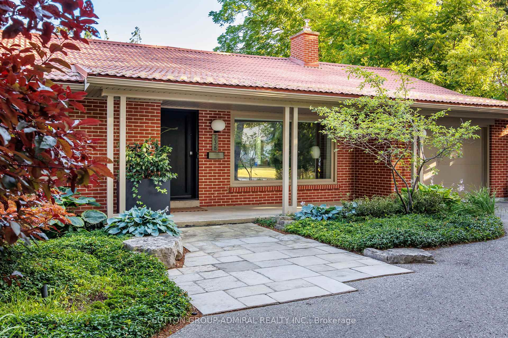 238 Mill Street Richmond Hill Ontario Canada Sale residential ABDULLAH YASIN Sutton Group-Admiral Realty Inc., Brokerage *