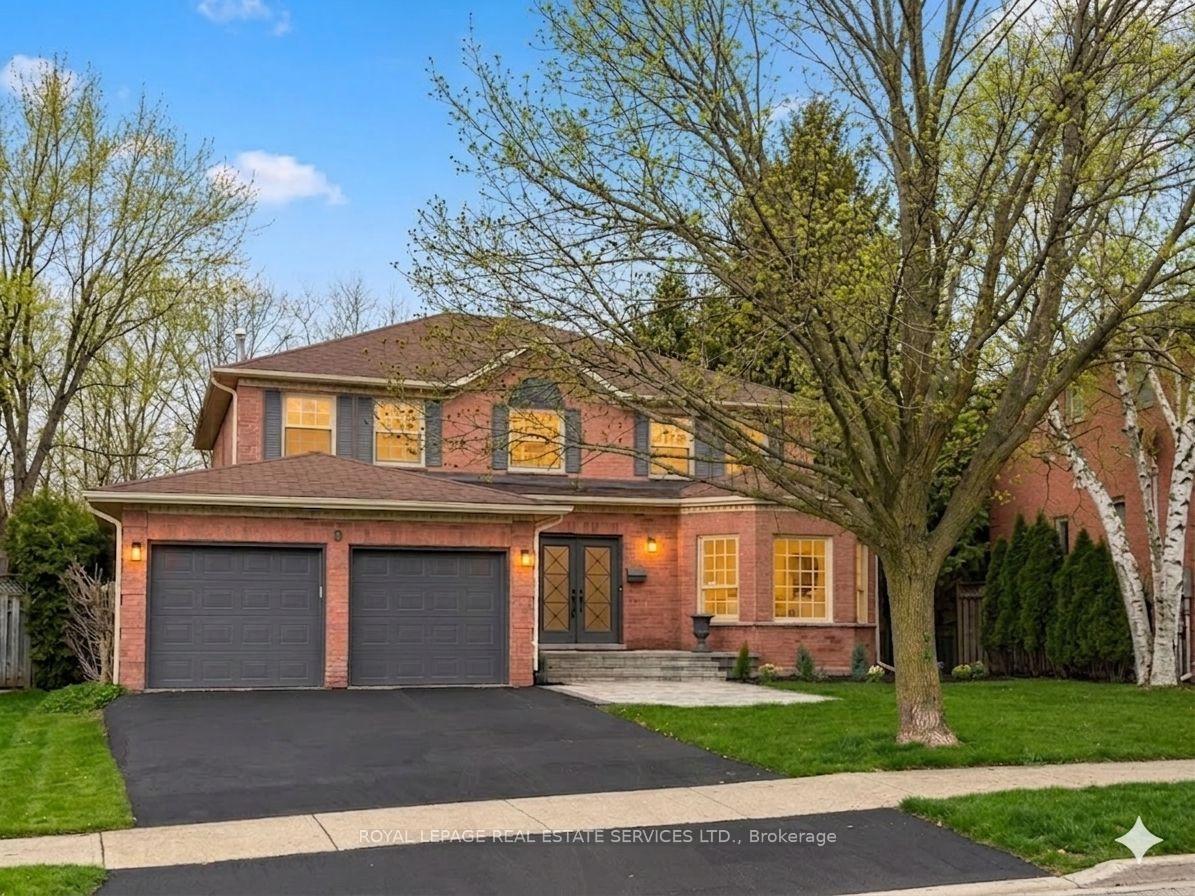 9 Morrison Creek Crescent Oakville Ontario Canada Sale residential   Royal LePage Real Estate Services Ltd., Brokerage