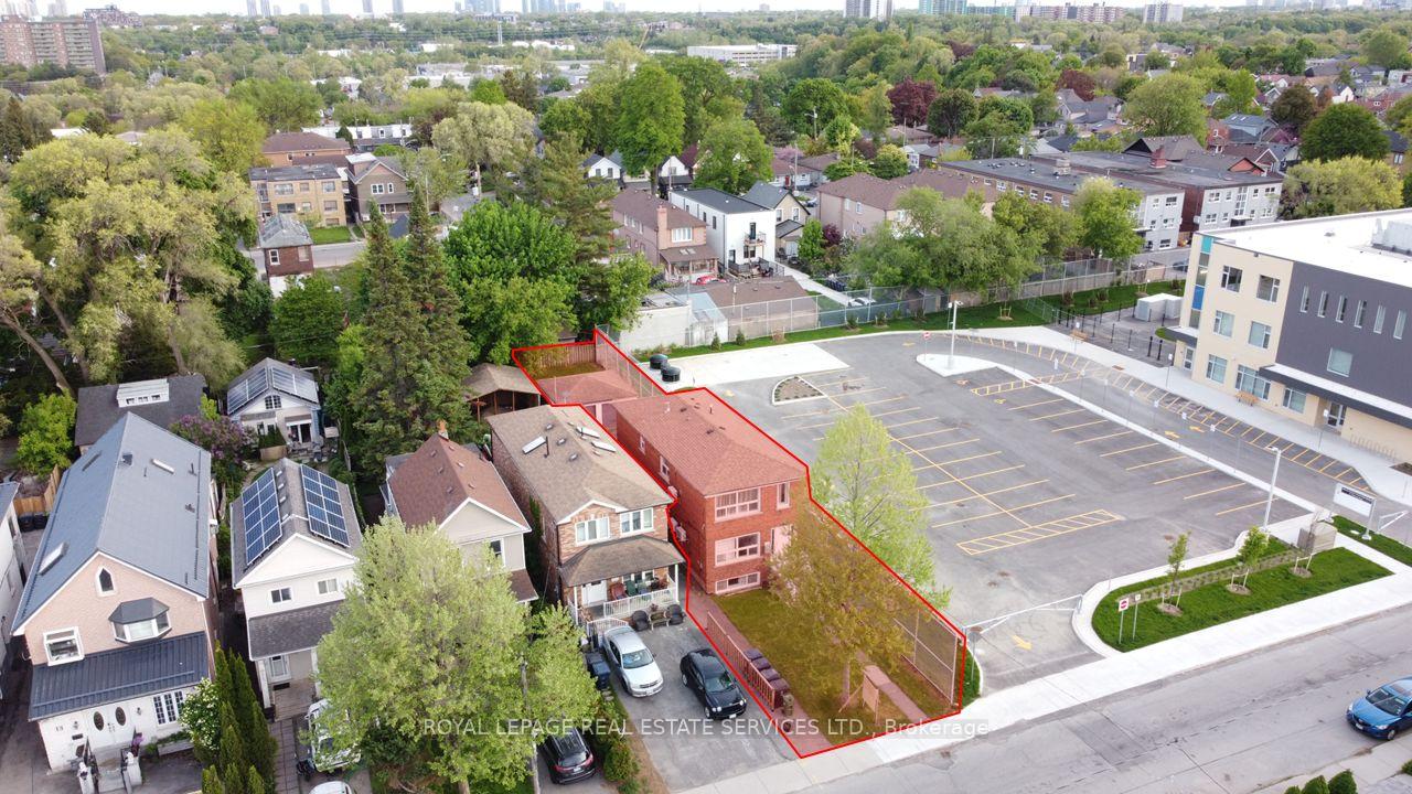11 Dennis Avenue Toronto Ontario Canada Sale residential APRIL  ESTEVES ROYAL LEPAGE REAL ESTATE SERVICES LTD. Brokerage*