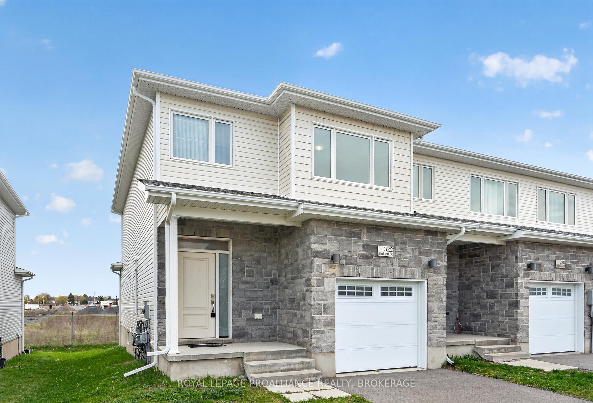 322 Holden Street Kingston Ontario Canada Sale residential Team Tallen Royal LePage Proalliance Realty, Brokerage