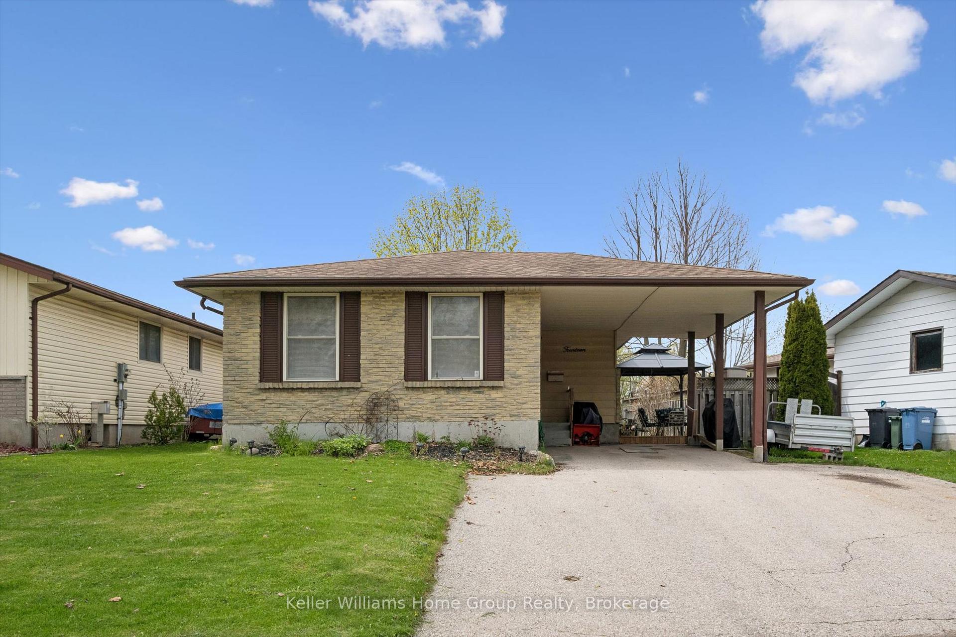 14 Muskoka Drive Guelph Ontario Canada Sale residential Nasib Thind RE/MAX Real Estate Centre Inc., Brokerage*