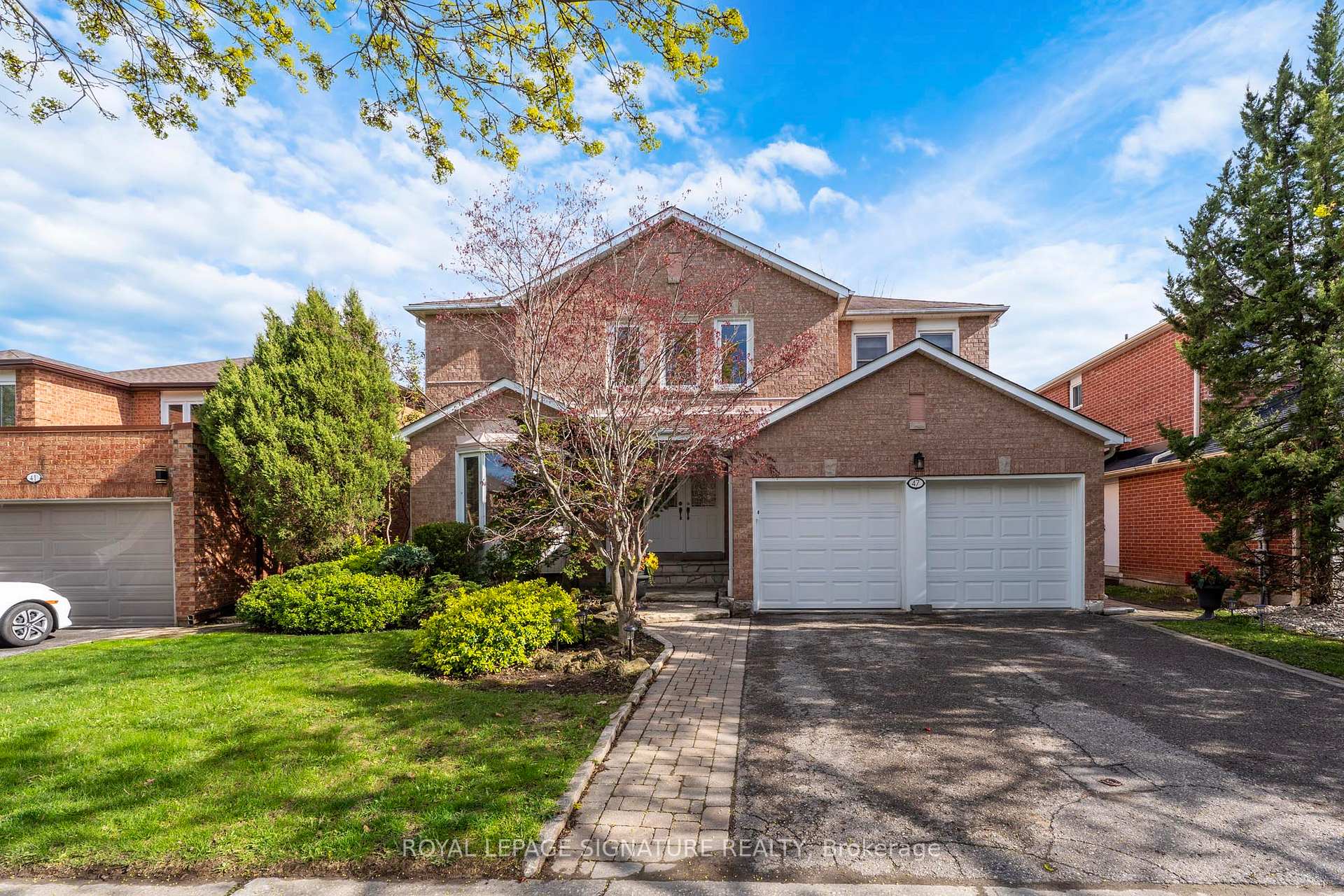 47 Edmund Seager Drive Vaughan Ontario Canada Sale residential Alex and Harry Melconian Royal LePage Signature Realty, Brokerage *