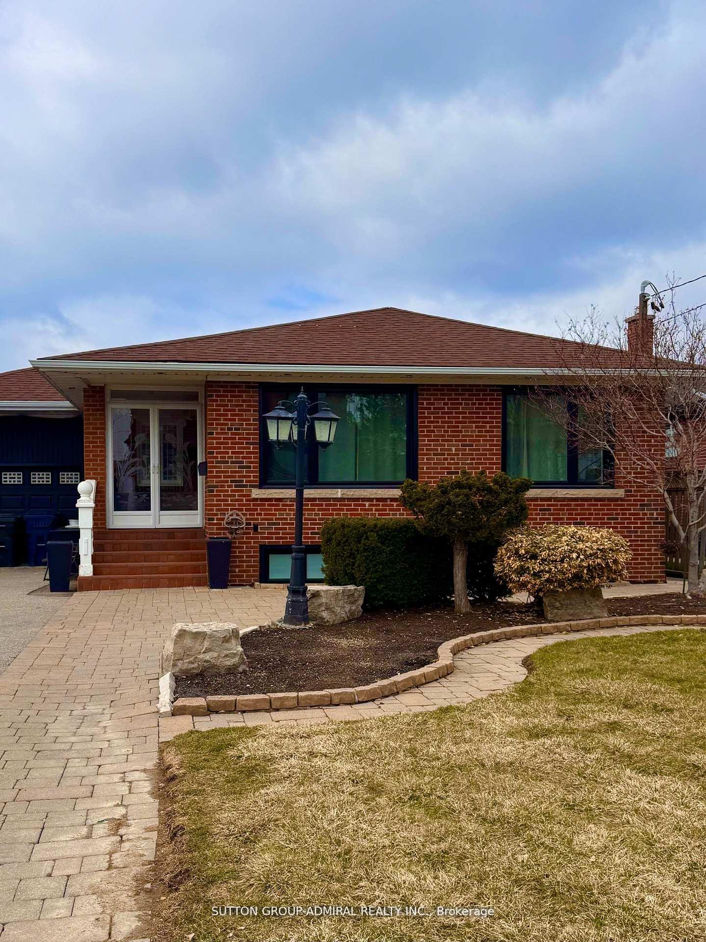Lower - 6 Frankfort Avenue Toronto Ontario Canada Rent residential Marco Cunsolo Sutton Group-Admiral Realty Inc., Brokerage *