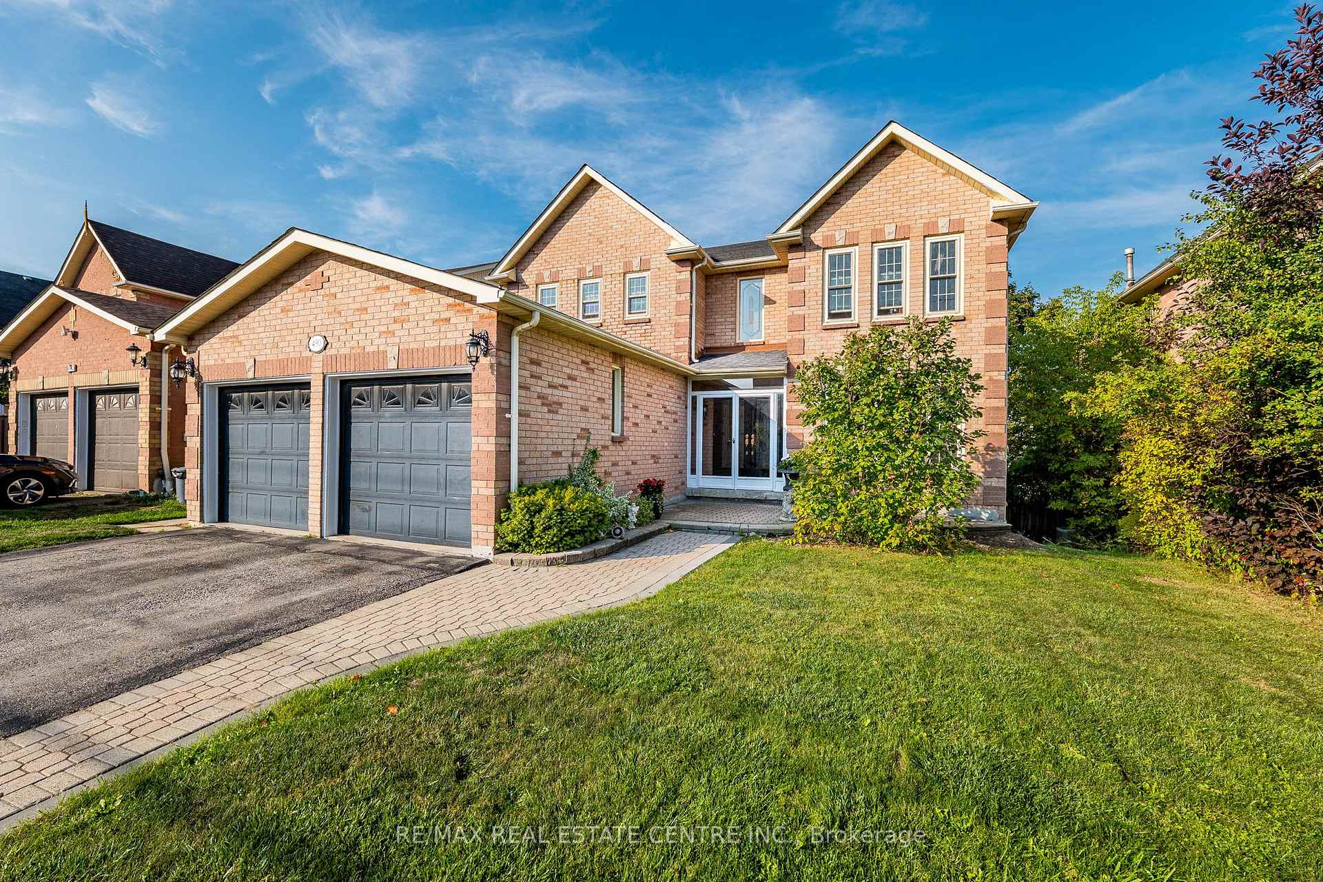 490 Old Harwood Avenue Ajax Ontario Canada Sale residential Sophia Taylor Incom New Example Demo Office