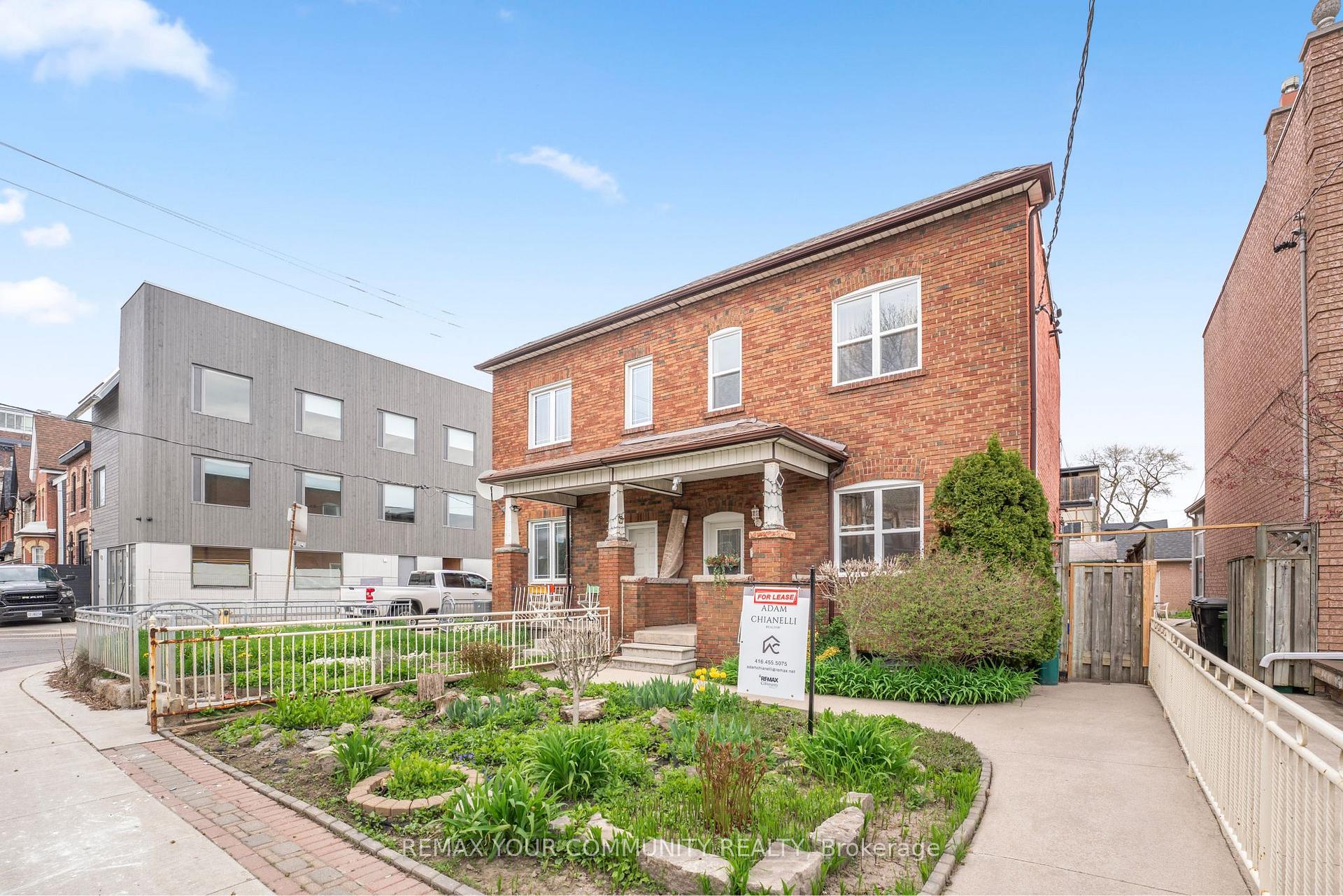 Upper - 151 Dovercourt Road Toronto Ontario Canada Rent residential John De Carvalho Re/Max Your Community Realty, Brokerage
