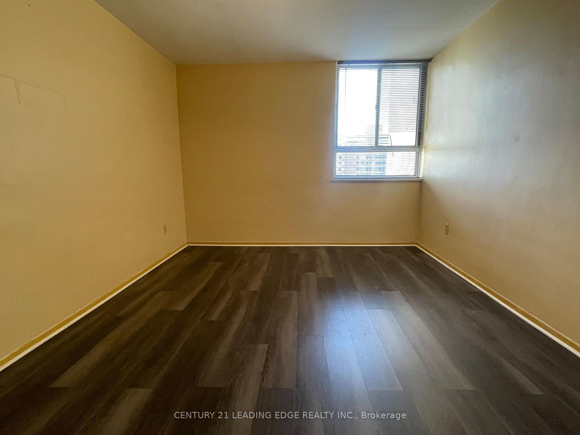 2411 - 5 Massey Square Toronto Ontario Canada Rent residential Sami Chowdhury RE/MAX Realtron Realty Inc., Brokerage *
