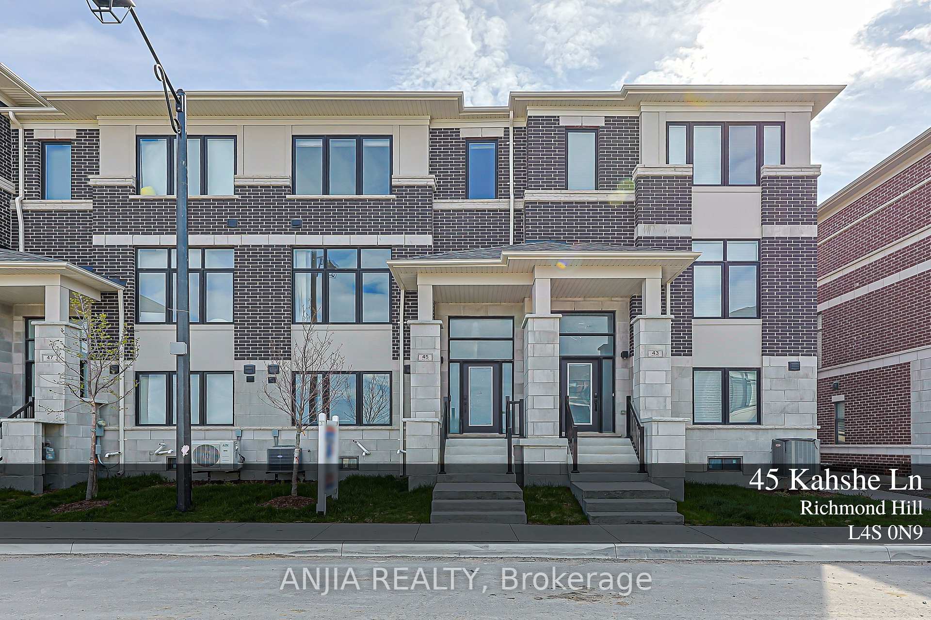 45 Kahshe Lane W Richmond Hill Ontario Canada Sale residential Kathy Markoff Right at Home Realty, Brokerage*