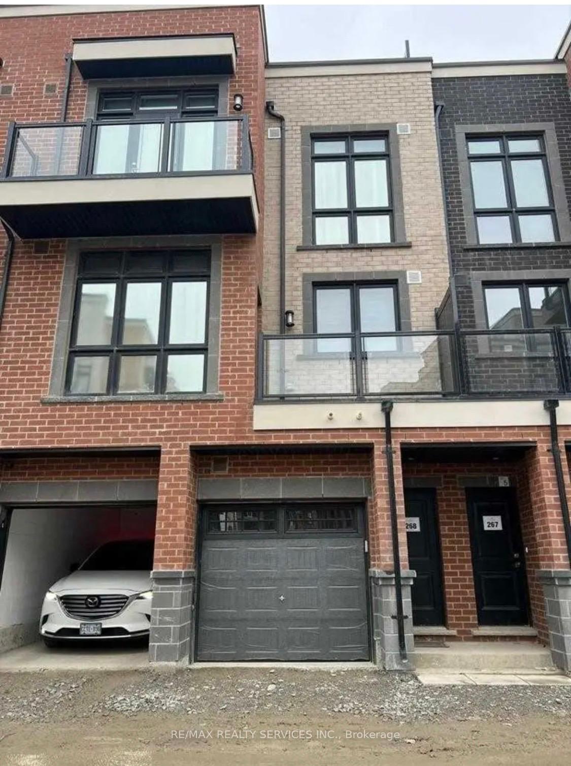 12 - 9 Phelps Lane Richmond Hill Ontario Canada Rent residential Lets talk Real Estate RE/MAX Realty Services Inc., Brokerage*