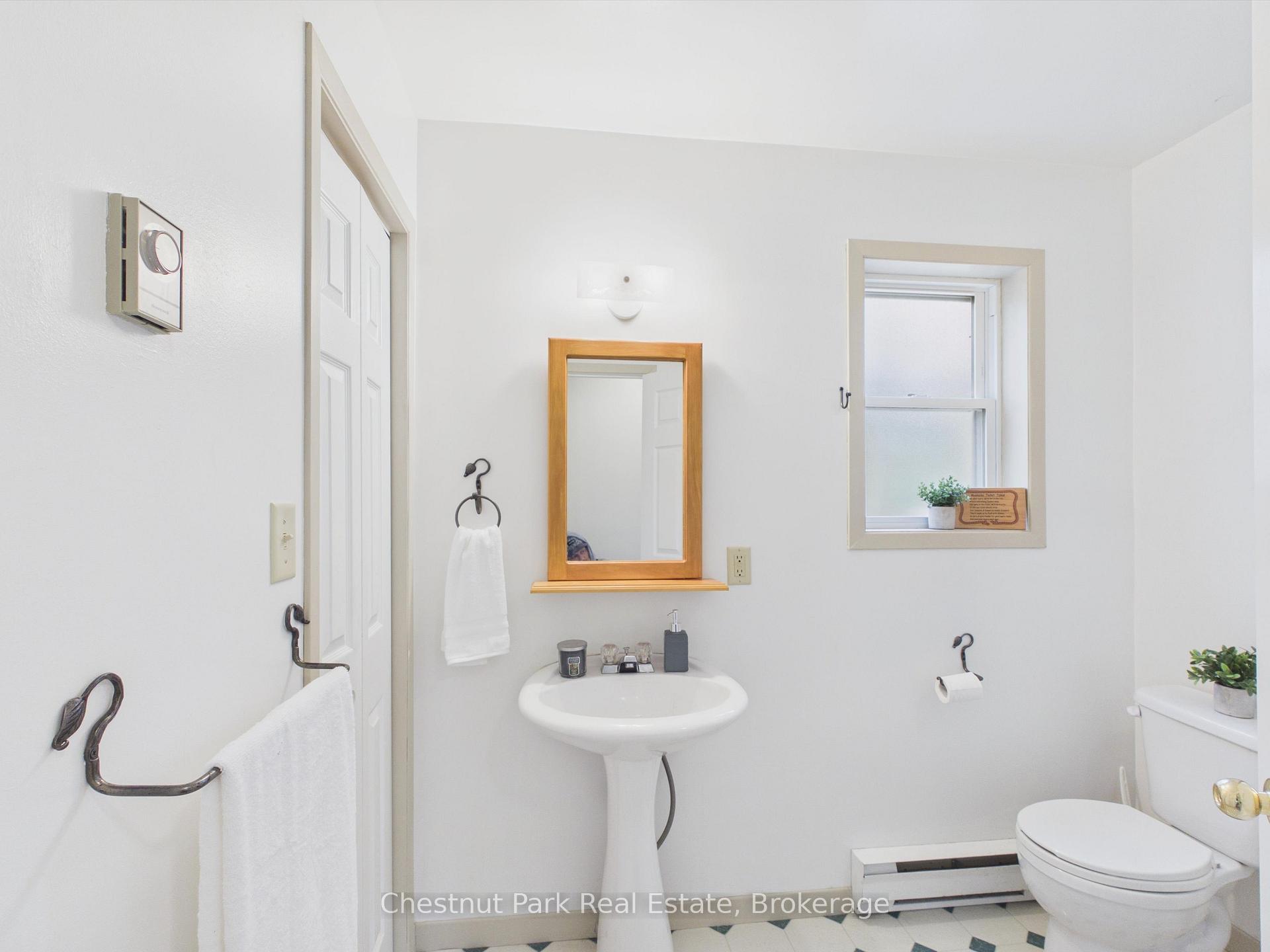 3 Bedroom Single Family Home/House's Image 14