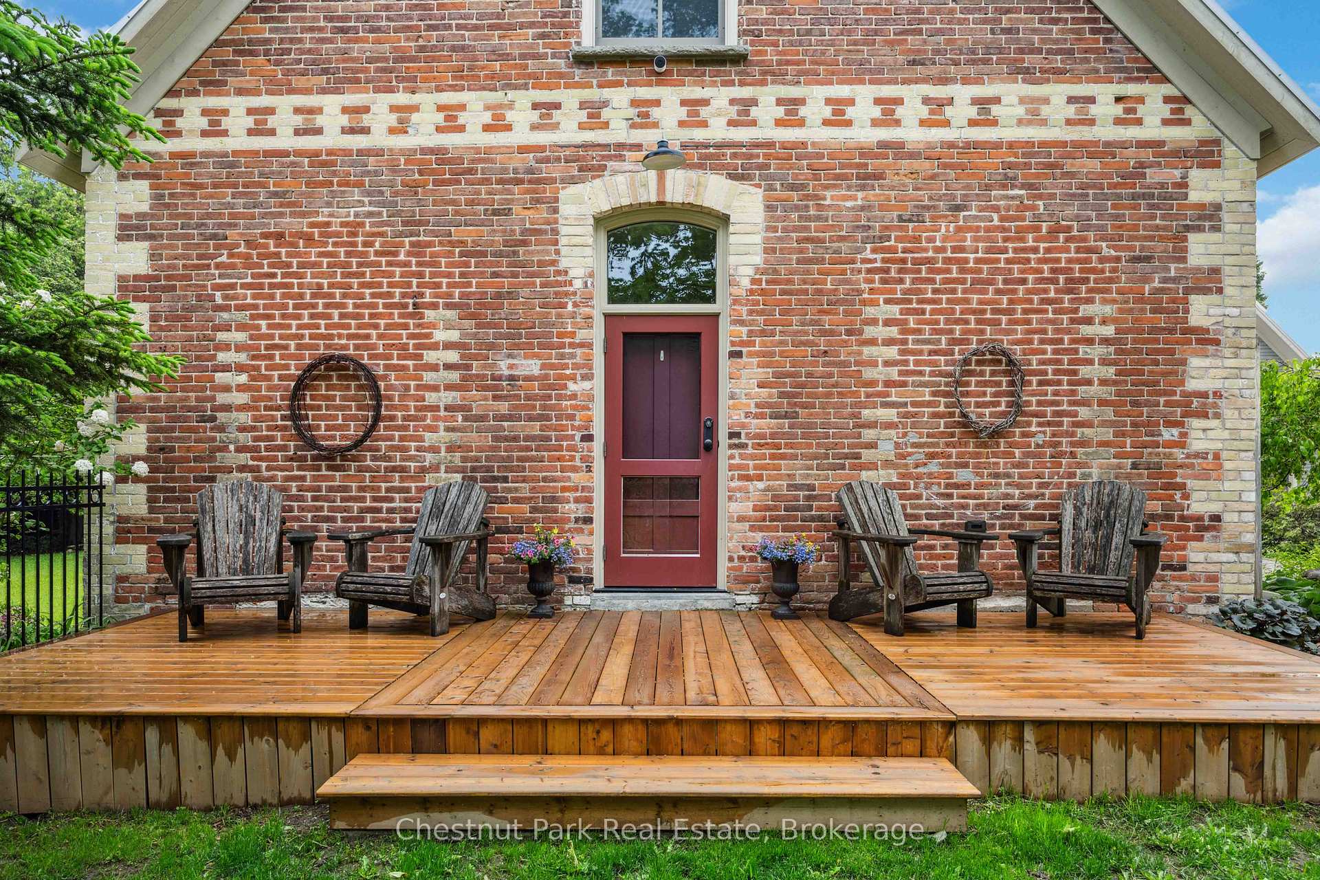5 Bedroom Single Family Home/House's Image 44