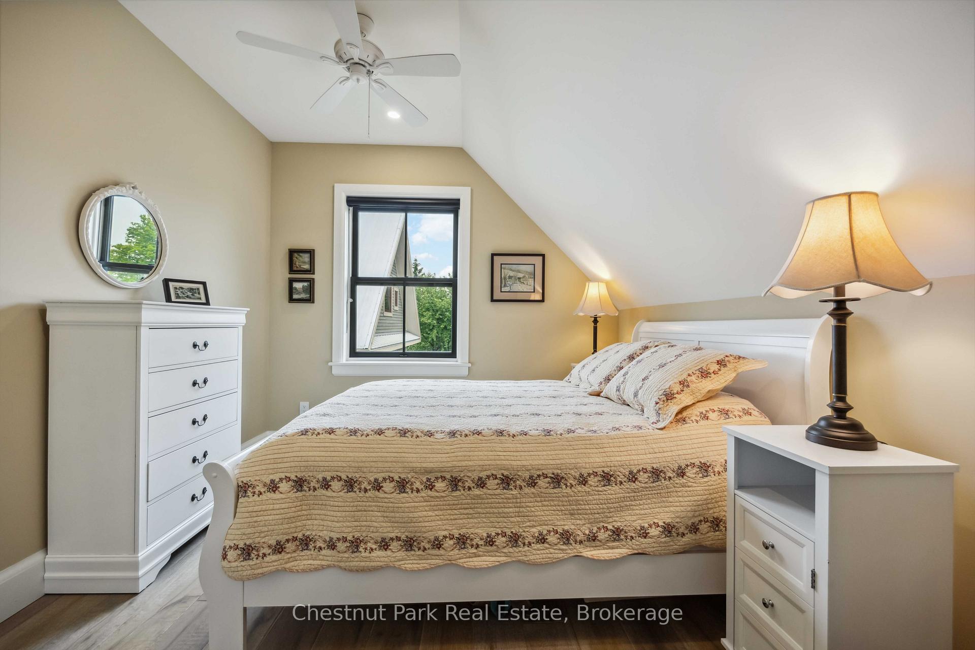 5 Bedroom Single Family Home/House's Image 34