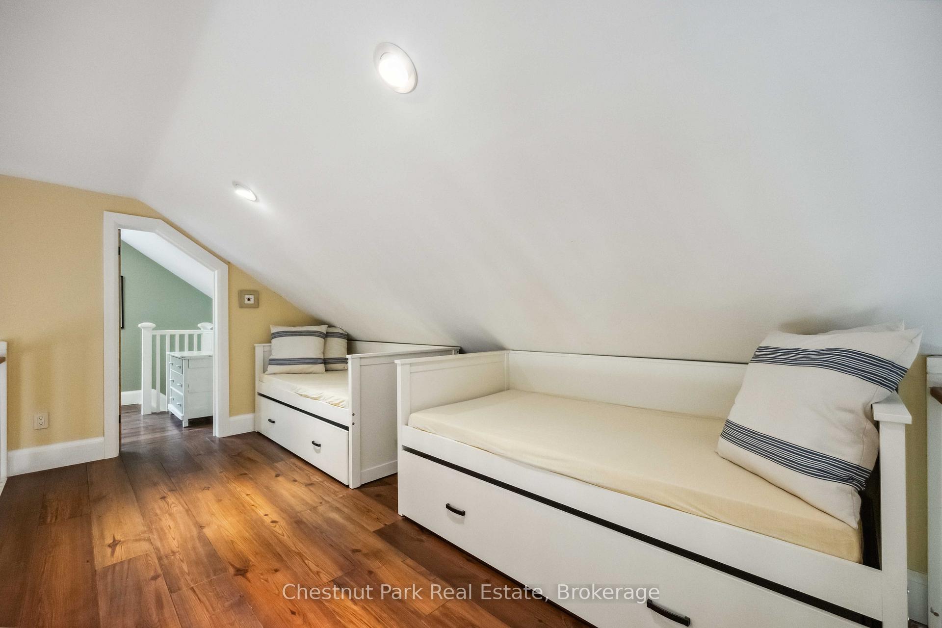 5 Bedroom Single Family Home/House's Image 28